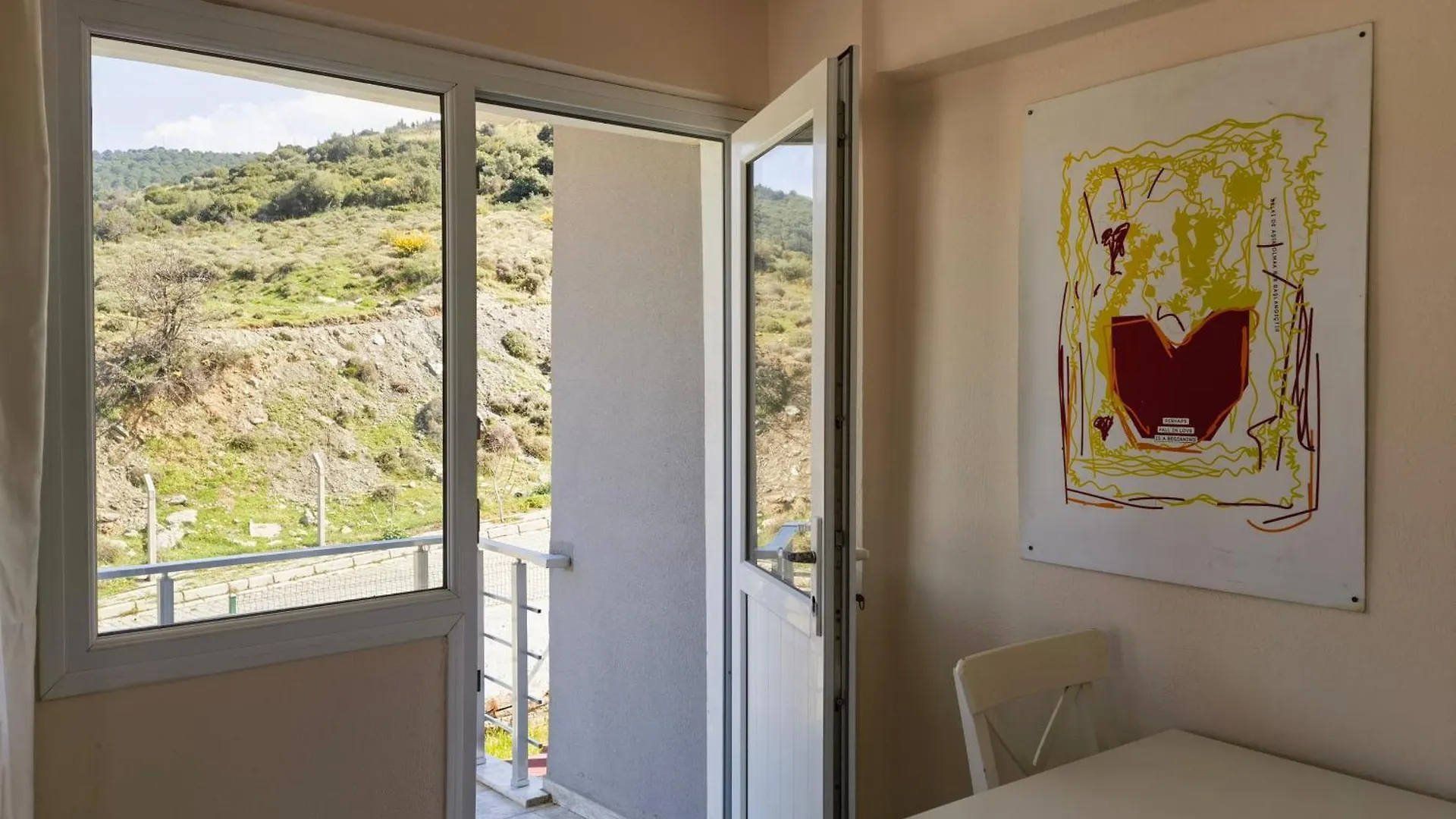 Guezelbahce Yemek Atoelyesi Hotel Izmir